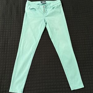 American Eagle Super Stretch Jeans- Size 2 - 35 inch length - 28 Waist